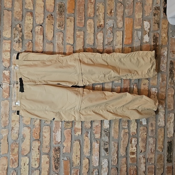 Patagonia Men's Brown Cargo Pants - Picture 3 of 10